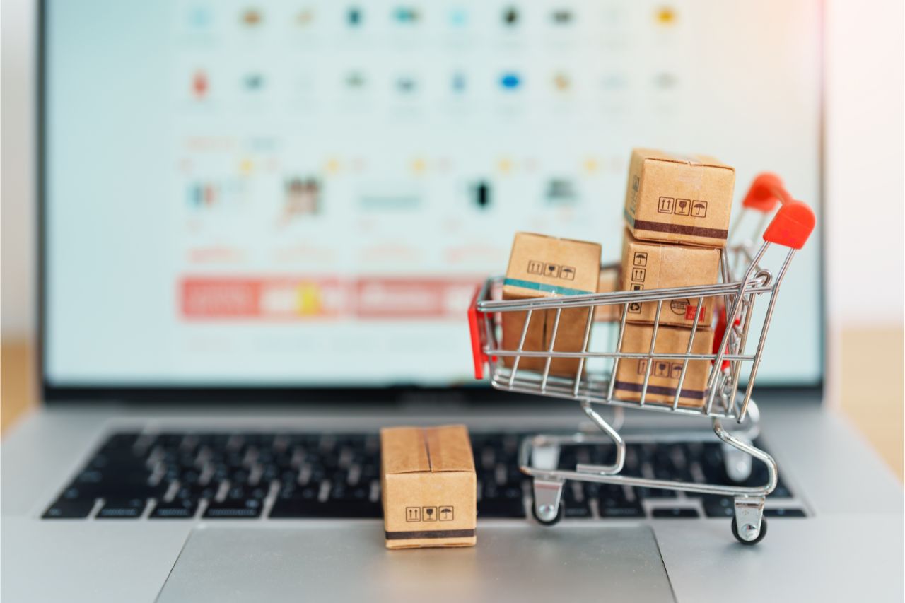 kelola keuangan toko online